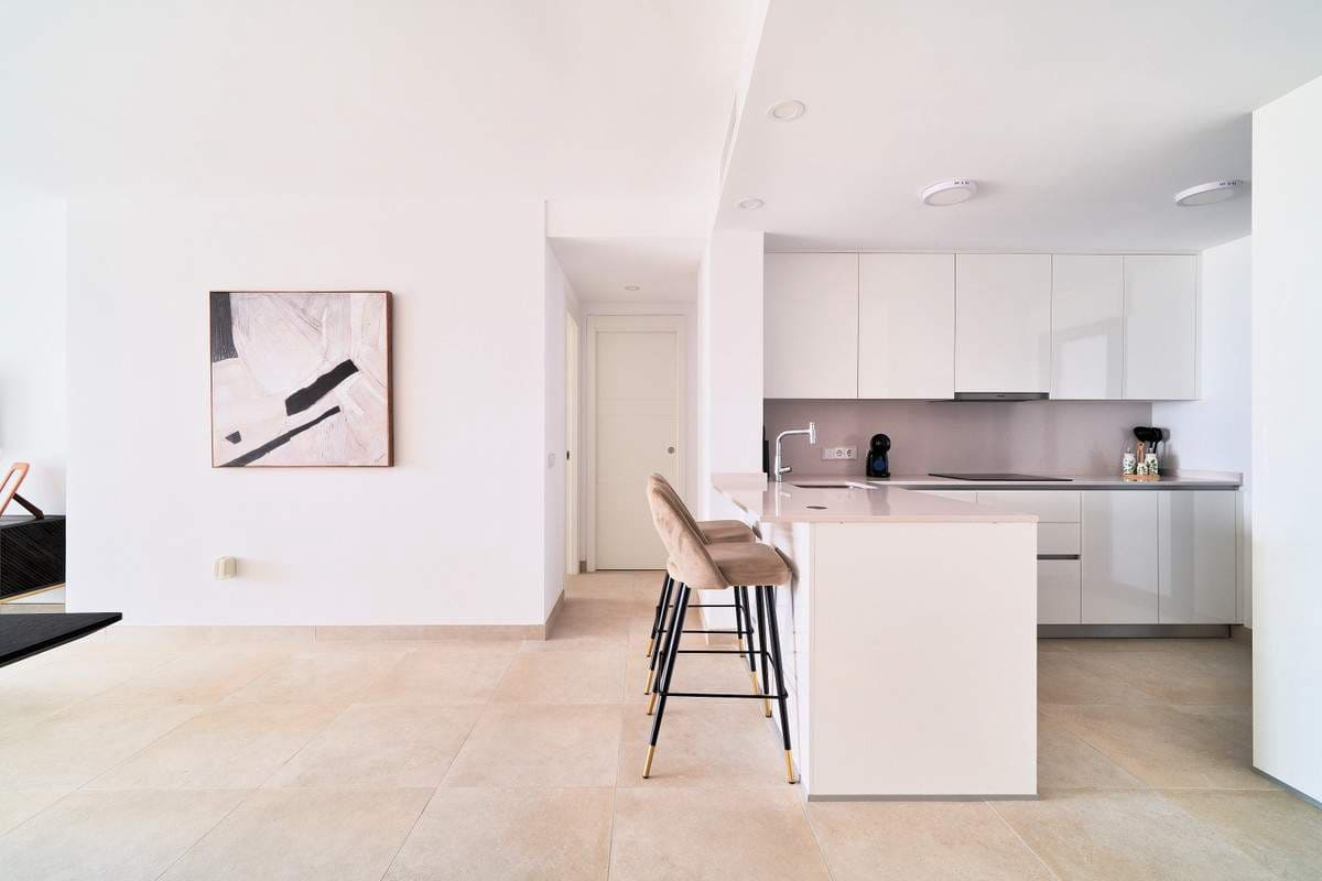 2 bedroom Apartment for sale in Fuengirola with pool garage - € 580,000 (Ref: 7450633)