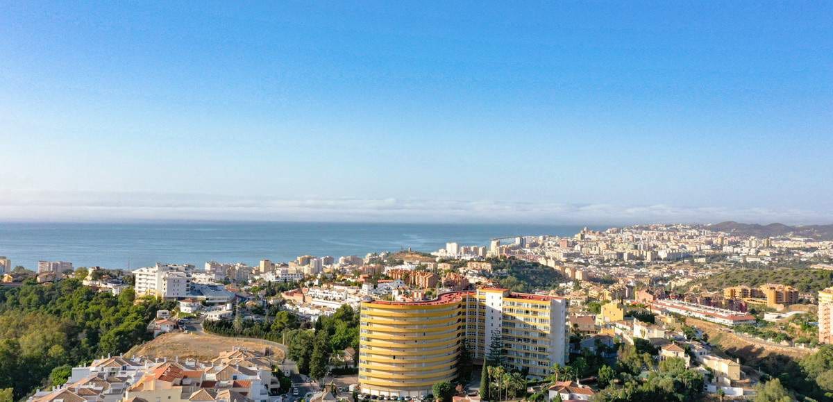 Apartamento de 1 habitación en Fuengirola en venta con piscina garaje - 425.000 € (Ref: 7848378)