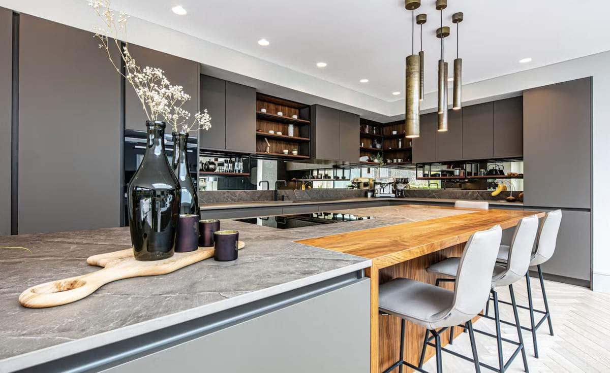 5 soverom Villa til salgs i Benahavis med svømmebasseng garasje - € 3 695 000 (Ref: 8260674)