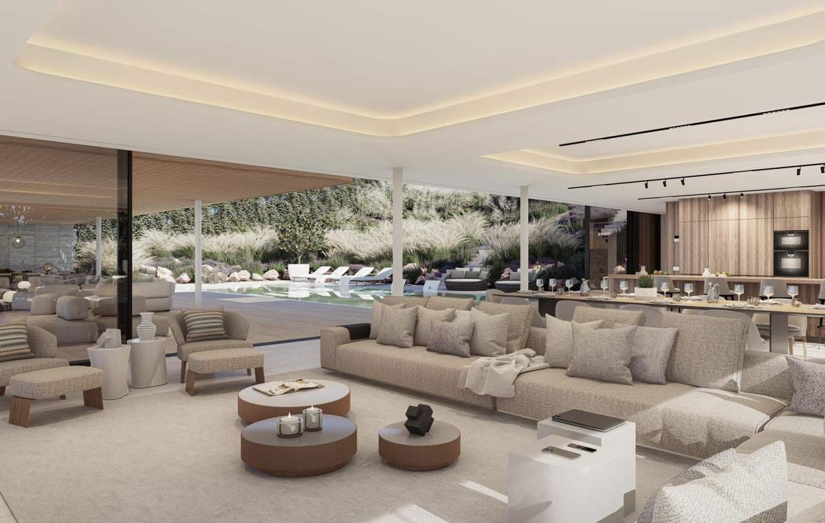 4 bedroom Villa for sale in Sotogrande with pool garage - € 4,950,000 (Ref: 8488334)