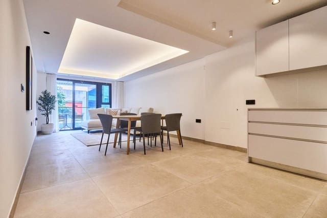 2 bedroom Apartment for sale in Fuengirola with pool garage - € 340,000 (Ref: 8585858)