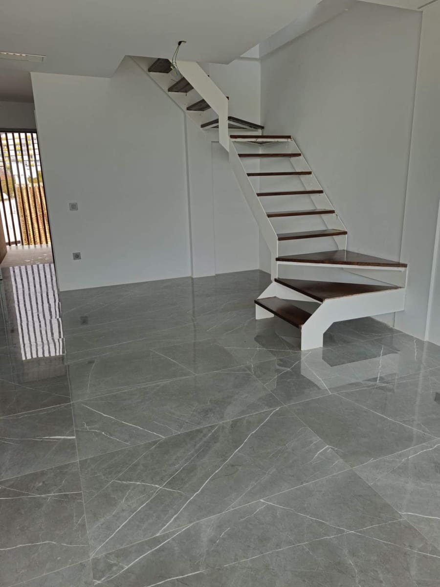 2 bedroom Apartment for sale in Benalmadena with pool garage - € 455,000 (Ref: 8625962)