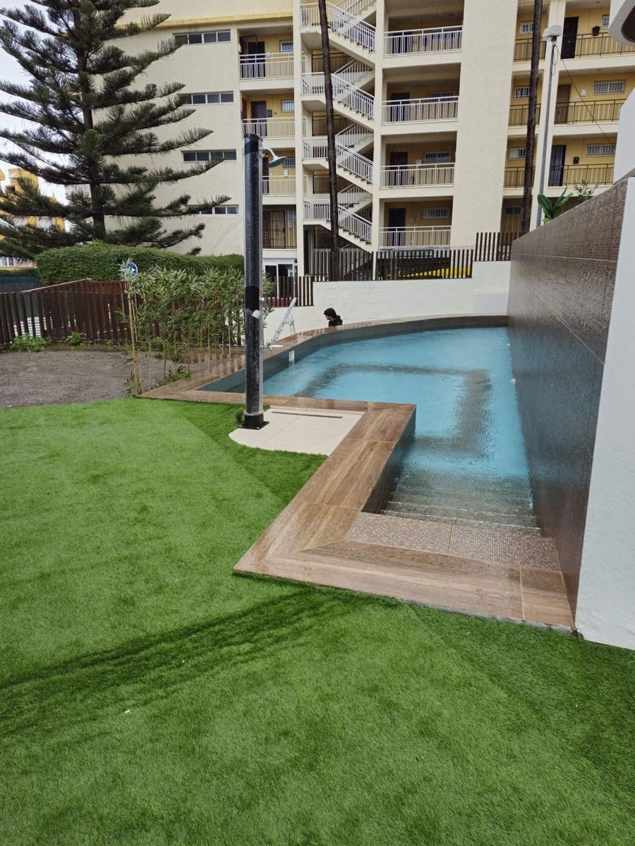 2 bedroom Apartment for sale in Benalmadena with pool garage - € 455,000 (Ref: 8625962)