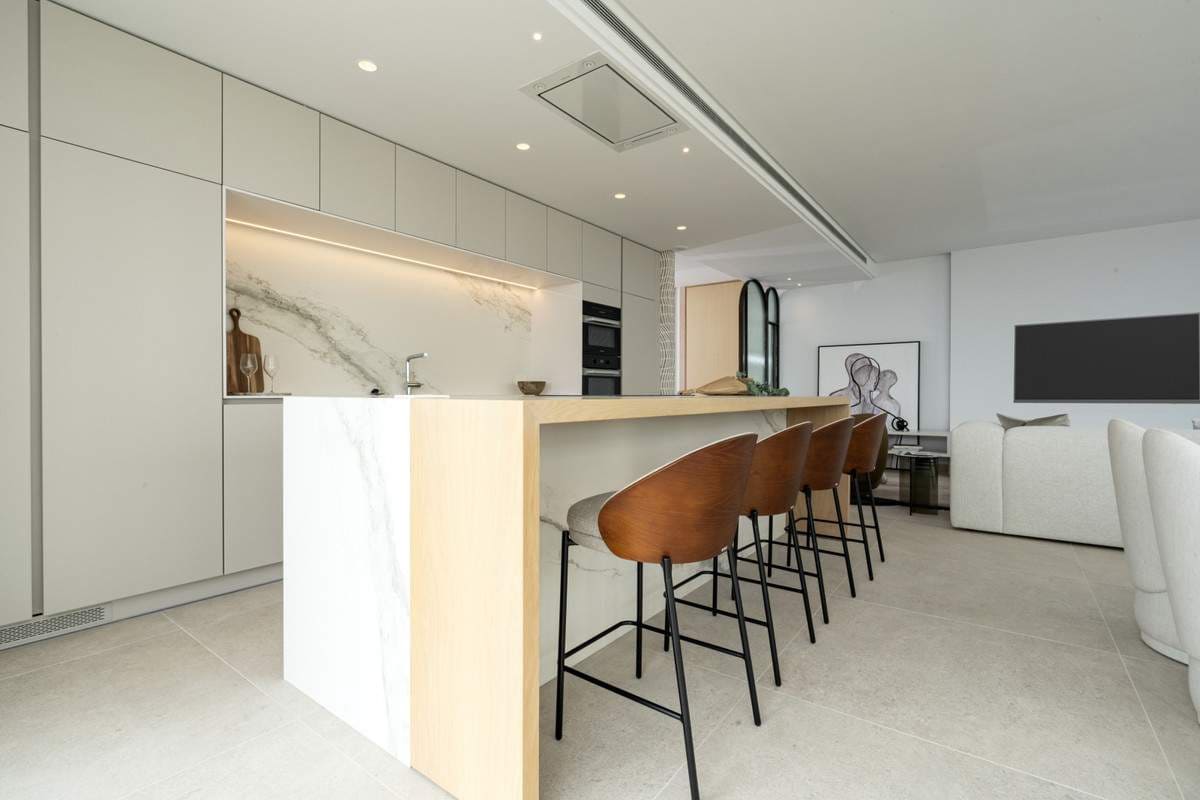 3 bedroom Apartment for sale in Marbella with pool garage - € 1,199,000 (Ref: 8633833)