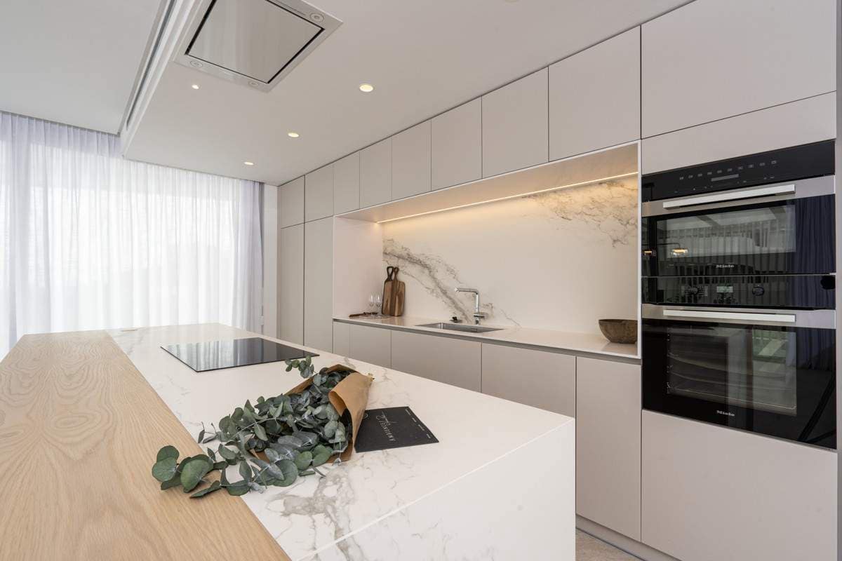 3 bedroom Apartment for sale in Marbella with pool garage - € 1,199,000 (Ref: 8633833)