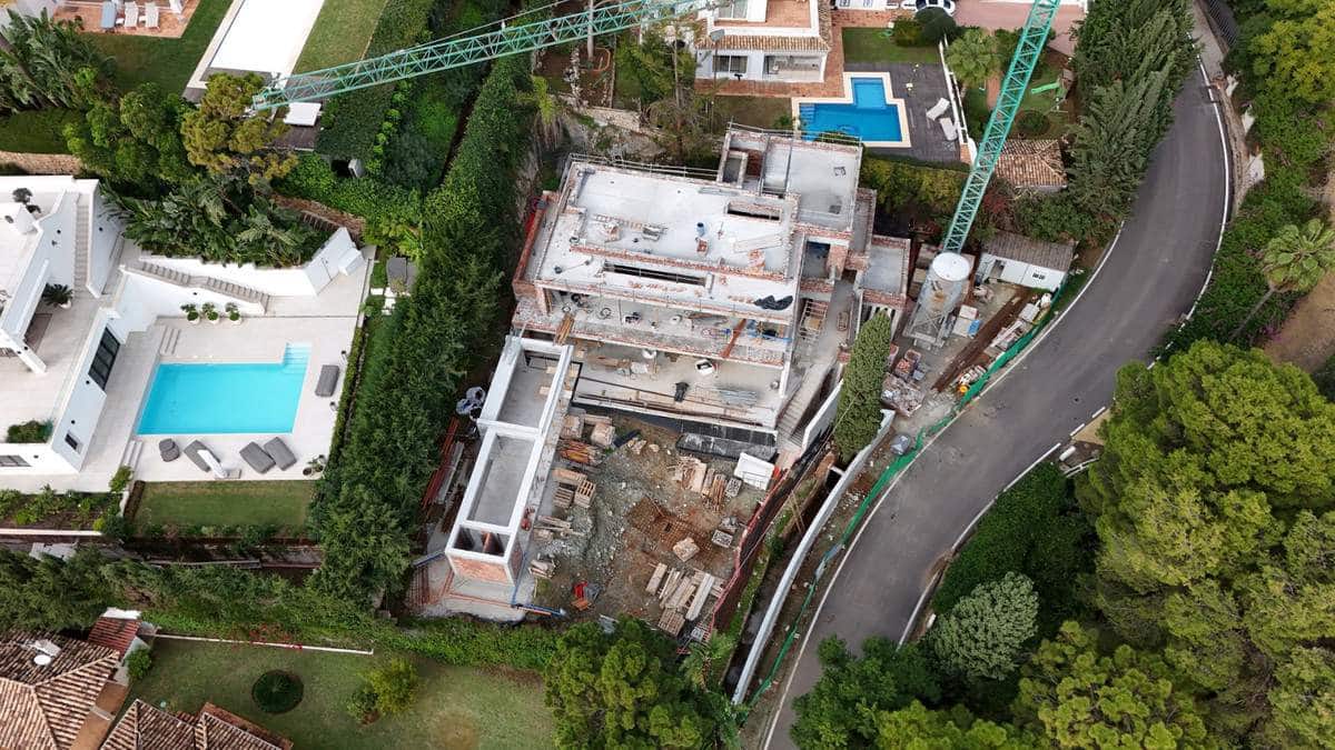 6 bedroom Villa for sale in Marbella with pool garage - € 7,800,000 (Ref: 8703363)