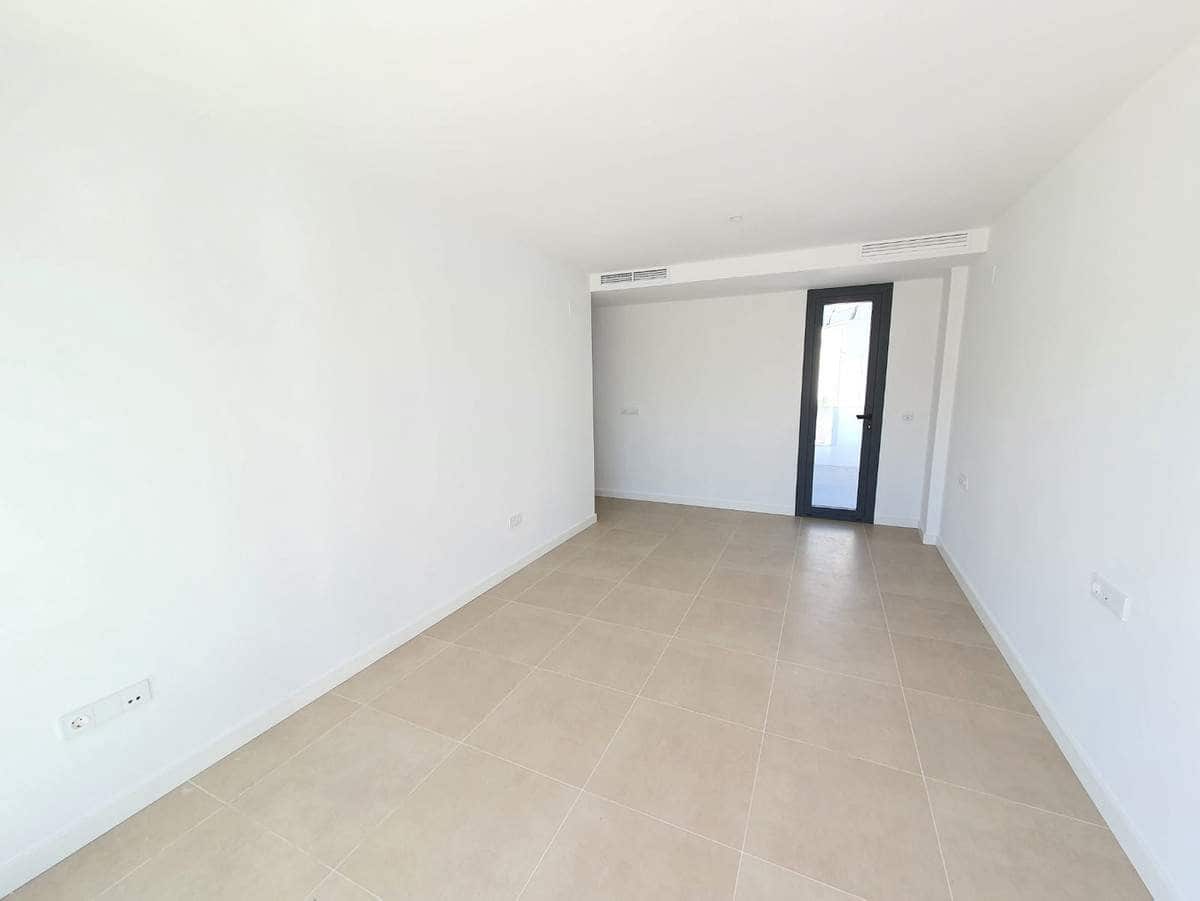 4 soveværelse Villa til salg i Castillo de la Duquesa med swimmingpool garage - € 1.065.000 (Ref: 8815002)