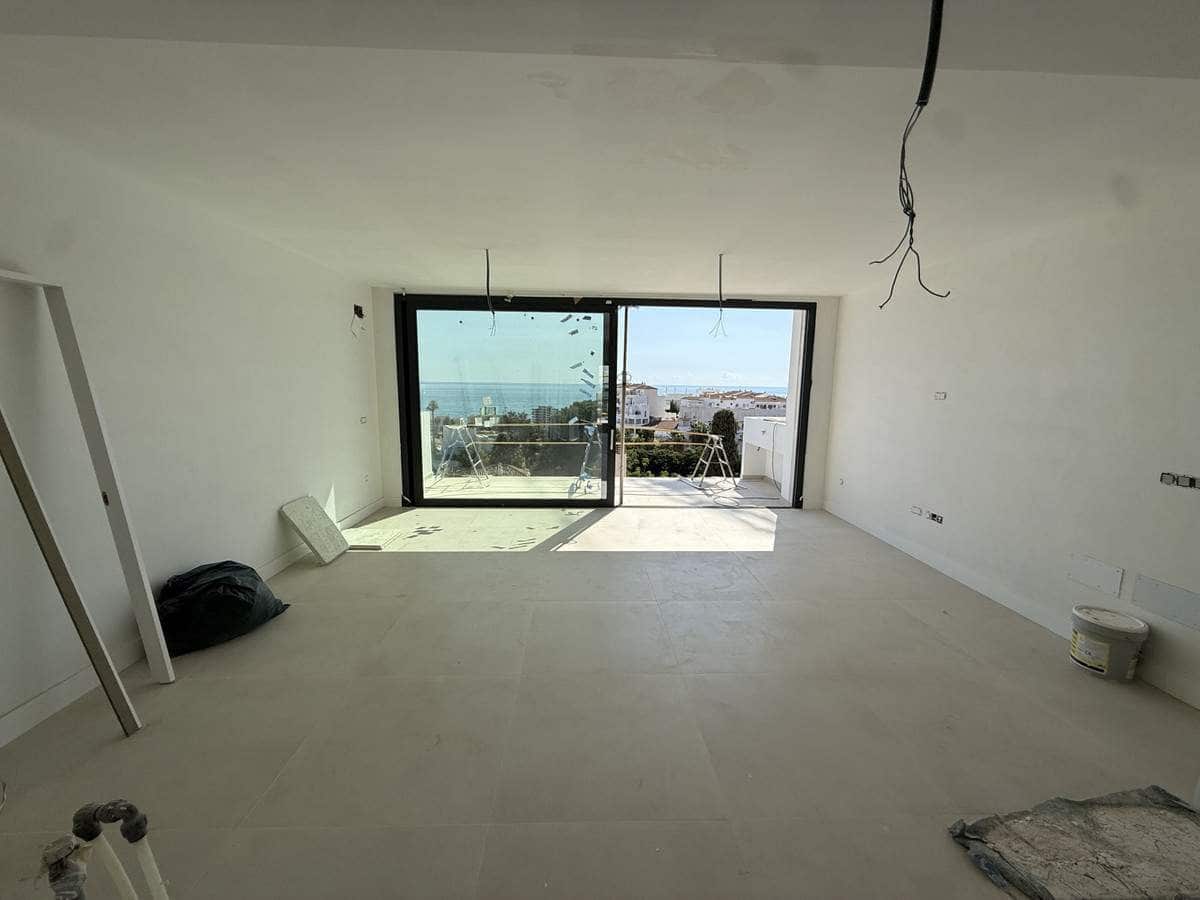 3 soverom Villa til salgs i Fuengirola med svømmebasseng garasje - € 634 900 (Ref: 8861706)