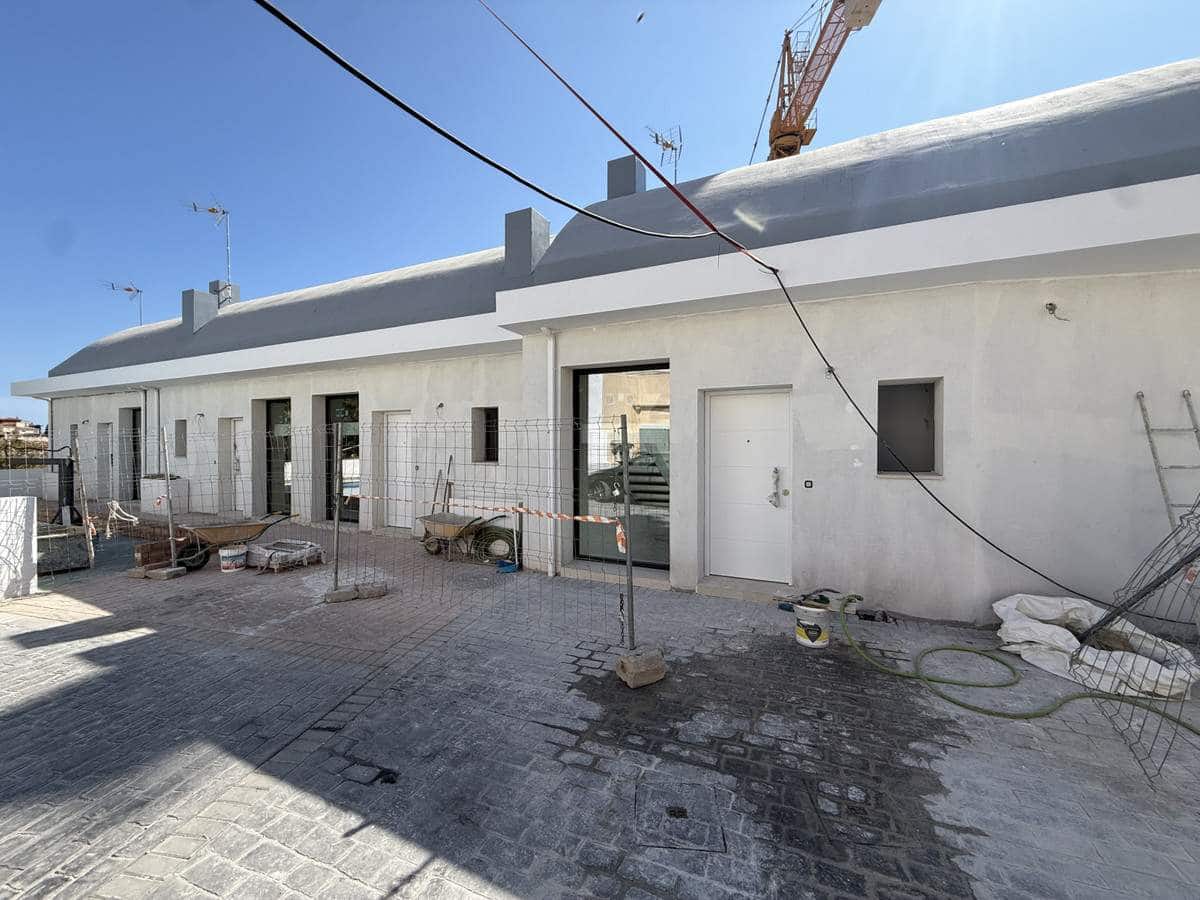 3 soverom Villa til salgs i Fuengirola med svømmebasseng garasje - € 634 900 (Ref: 8861706)