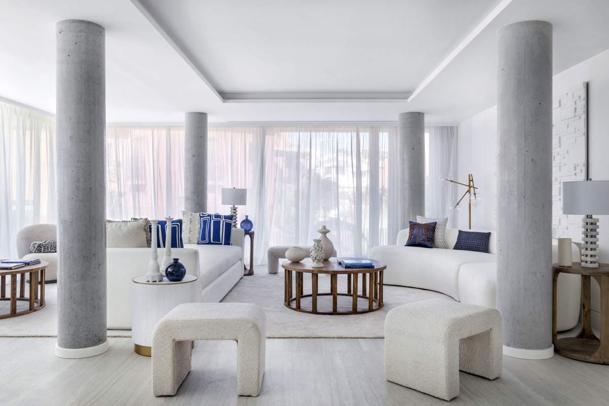 Apartamento de 2 habitaciones en Estepona en venta con piscina garaje - 995.000 € (Ref: 8880879)