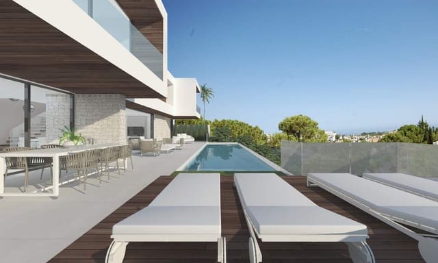 4 bedroom Villa for sale in Estepona with pool garage - € 2,250,000 (Ref: 9142197)