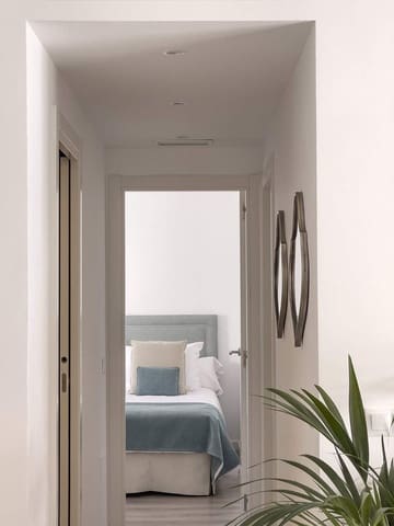 2 bedroom Apartment for sale in Marbella with pool garage - € 395,000 (Ref: 9180173)