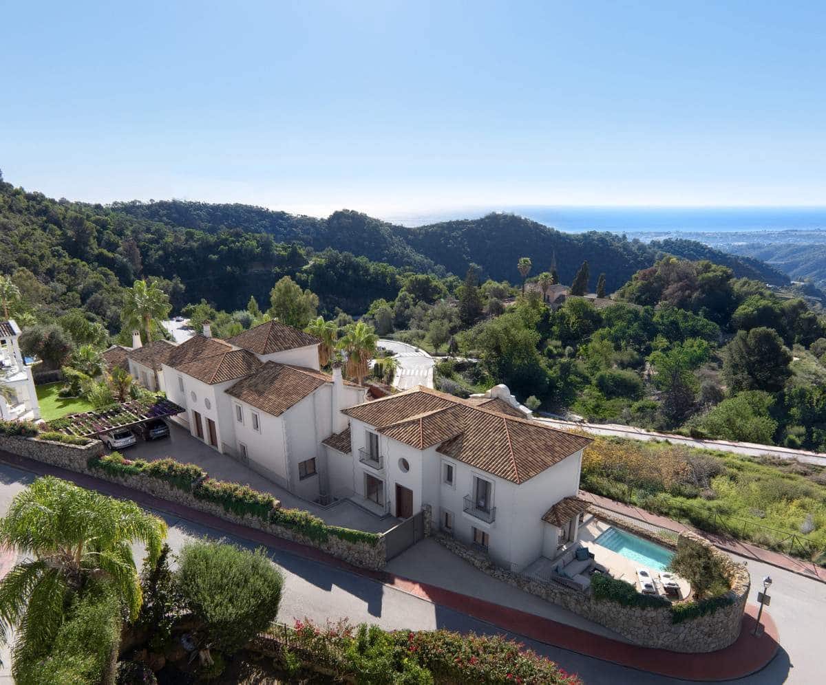 3 bedroom Villa for sale in Istan with pool garage - € 1,395,000 (Ref: 9237733)