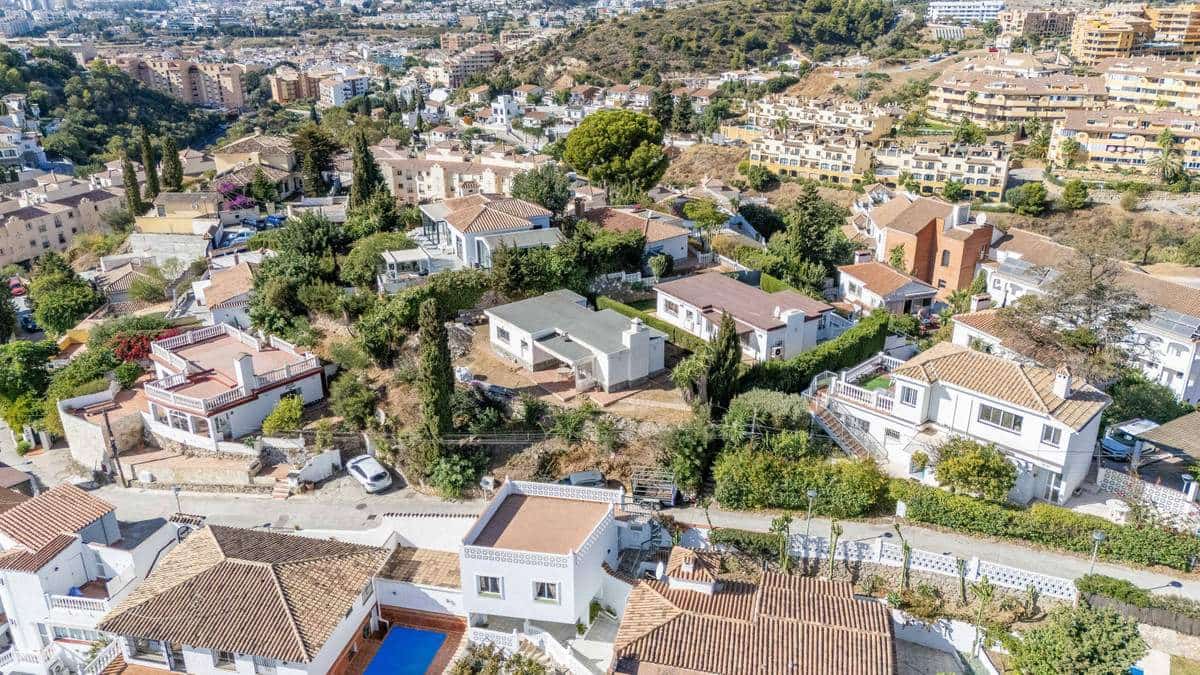 4 soverom Villa til salgs i Fuengirola med svømmebasseng garasje - € 1 750 000 (Ref: 9348574)