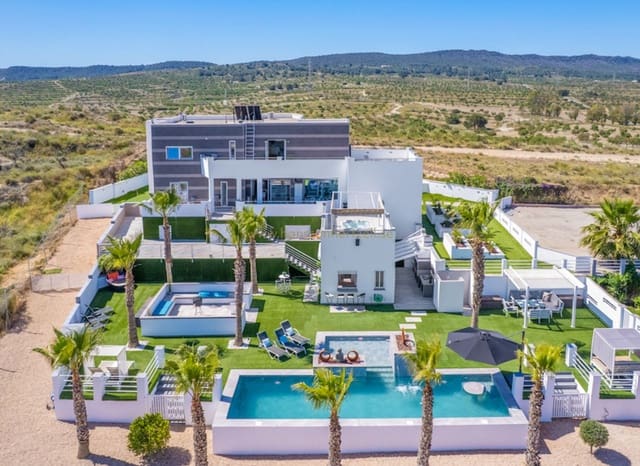 5 soveværelse Villa til salg i Torremendo, Orihuela med swimmingpool - € 1.800.000 (Ref: 9060763)
