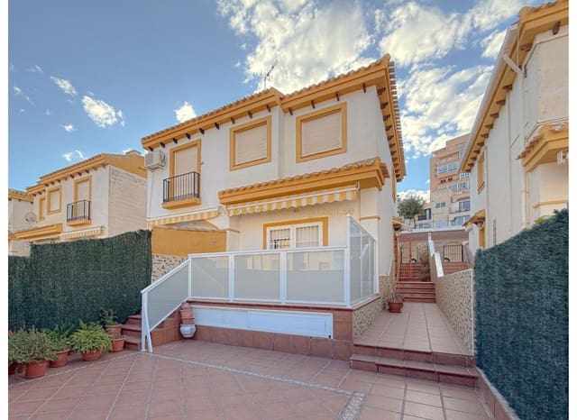 3 soveværelse Byhus til salg i Cabo Cervera, Torrevieja med swimmingpool garage - € 234.900 (Ref: 9126350)
