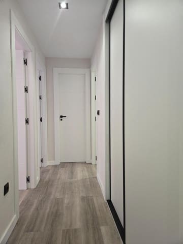 3 soveværelse Lejlighed til leje i Garbinet - Parque de las Avenidas, Alicante by med swimmingpool garage - € 1.200 (Ref: 10004117)
