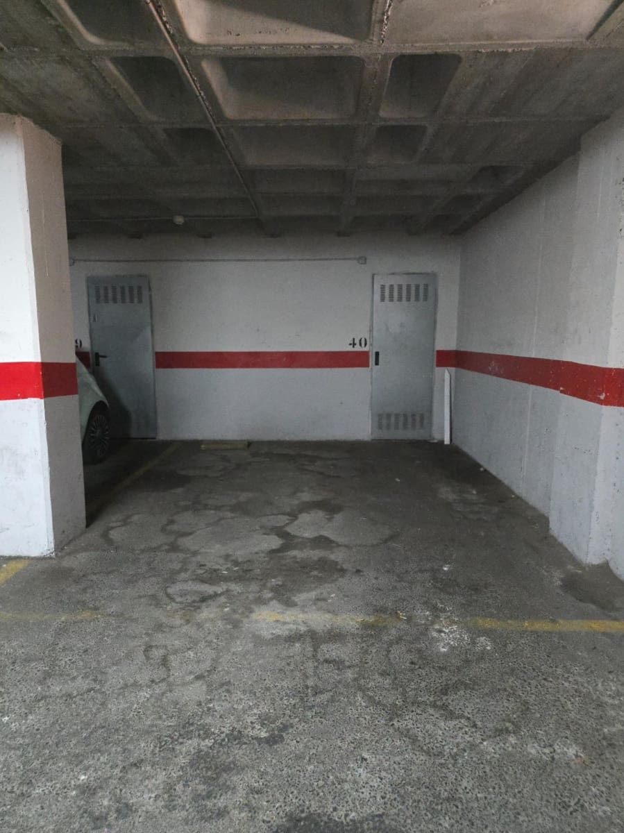 3 soveværelse Lejlighed til leje i Alicante by med swimmingpool garage - € 1.200 (Ref: 10004117)