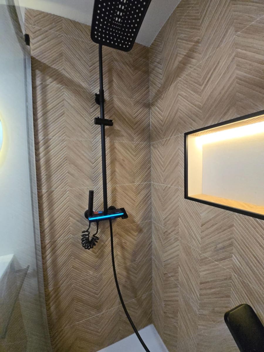 3 soveværelse Lejlighed til leje i Alicante by med swimmingpool garage - € 1.200 (Ref: 10004117)