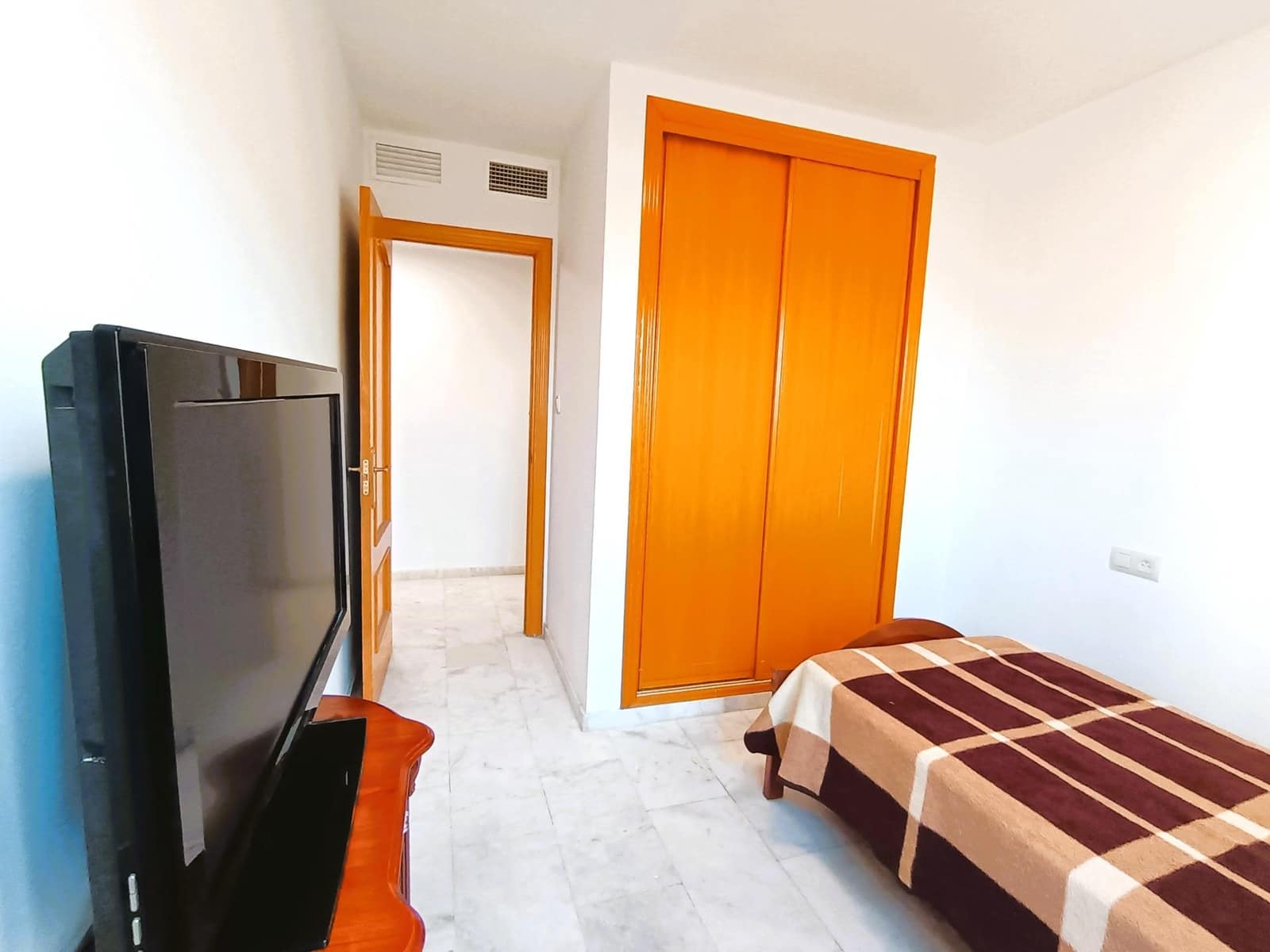 3 slaapkamer Flat te koop in Alicante stad - € 189.000 (Ref: 10055503)