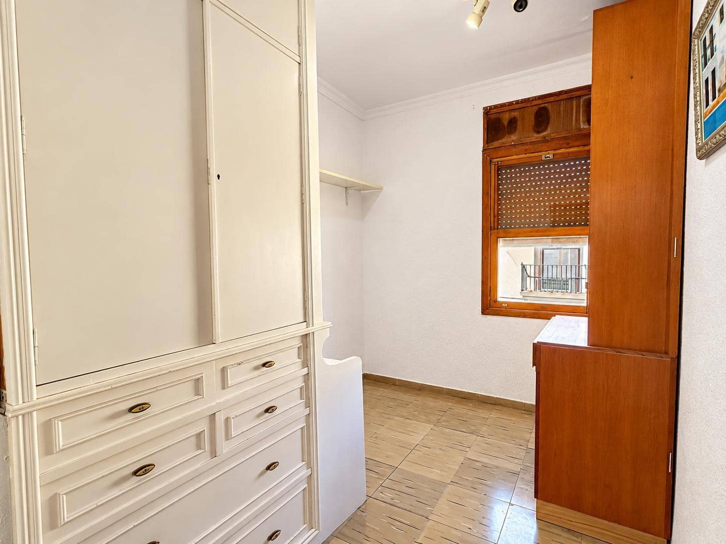 4 bedroom Flat for sale in San Juan de Alicante / Sant Joan d'Alacant - € 190,000 (Ref: 10157851)