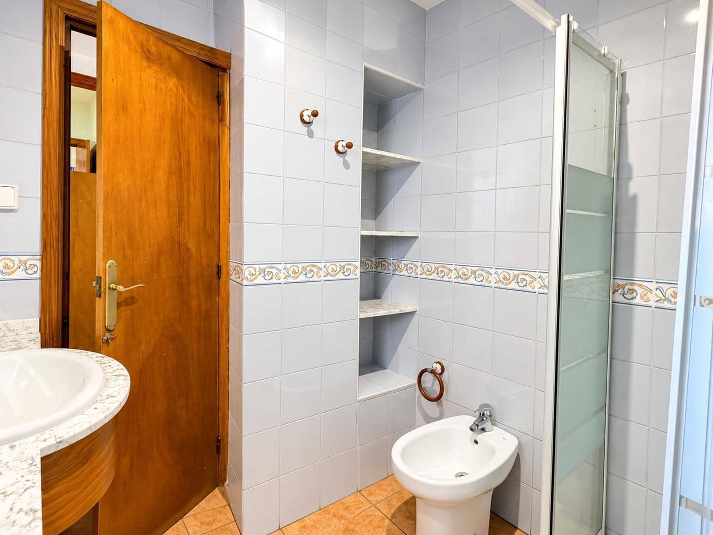 4 bedroom Flat for sale in San Juan de Alicante / Sant Joan d'Alacant - € 190,000 (Ref: 10157851)