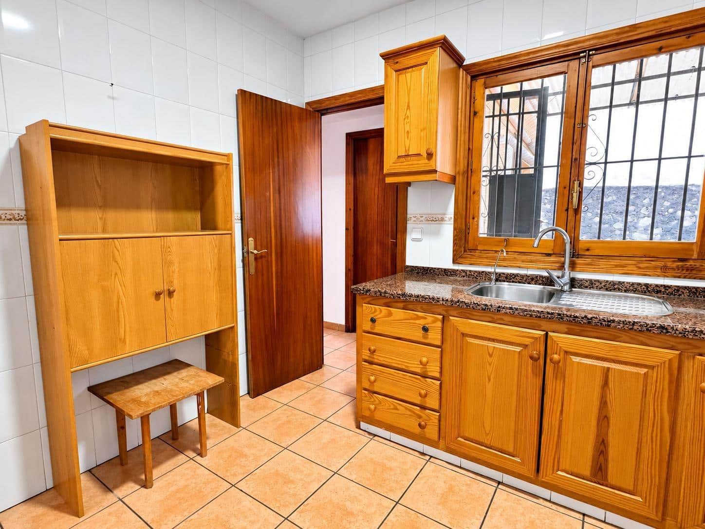 4 bedroom Flat for sale in San Juan de Alicante / Sant Joan d'Alacant - € 190,000 (Ref: 10157851)