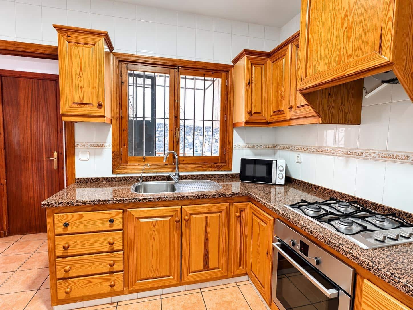 4 bedroom Flat for sale in San Juan de Alicante / Sant Joan d'Alacant - € 190,000 (Ref: 10157851)