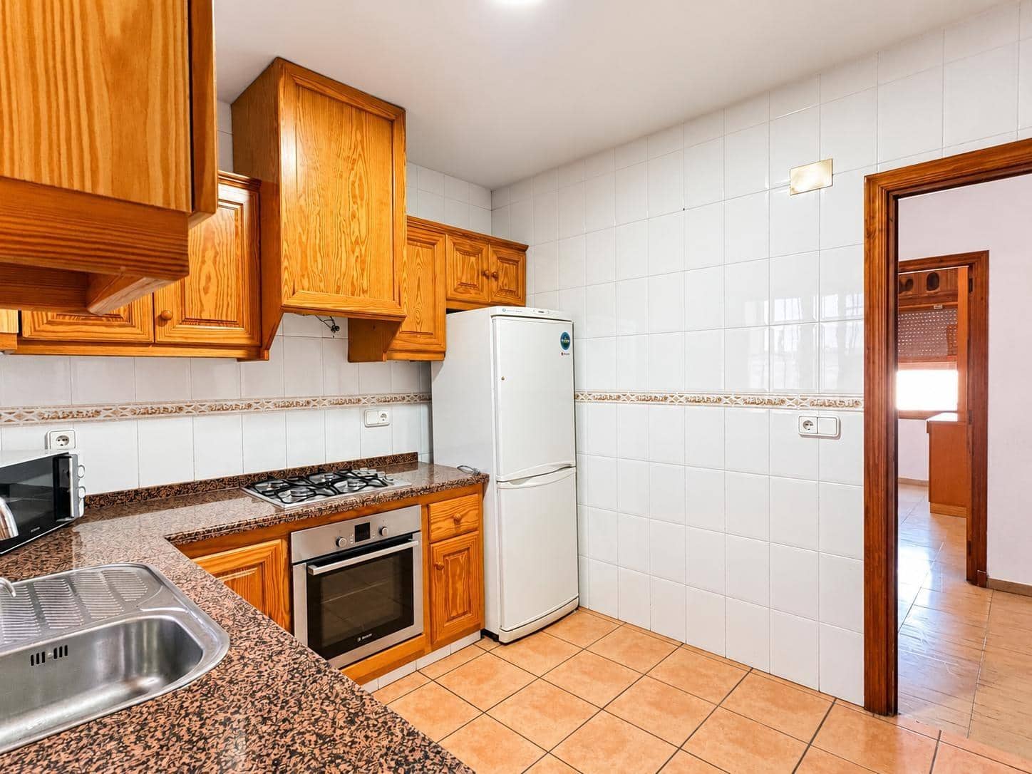 4 bedroom Flat for sale in San Juan de Alicante / Sant Joan d'Alacant - € 190,000 (Ref: 10157851)