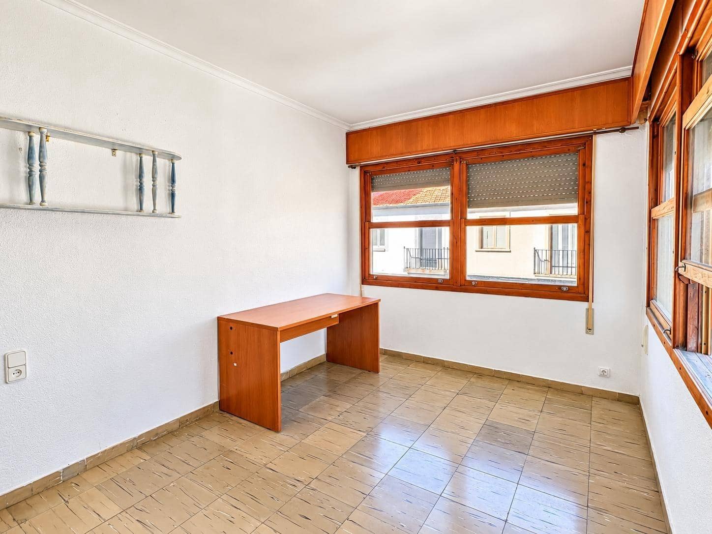 4 bedroom Flat for sale in San Juan de Alicante / Sant Joan d'Alacant - € 190,000 (Ref: 10157851)