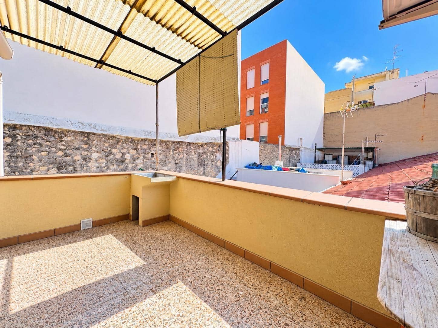 4 bedroom Flat for sale in San Juan de Alicante / Sant Joan d'Alacant - € 190,000 (Ref: 10157851)