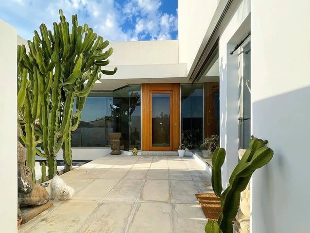 4 soveværelse Villa til leje i Petrel / Petrer med swimmingpool garage - € 3.500 (Ref: 10177395)