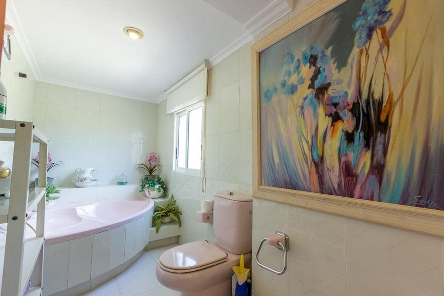 Chalet de 4 habitaciones en Finestrat en venta con piscina garaje - 435.000 € (Ref: 8806159)