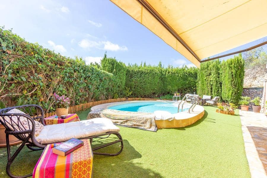 Chalet de 4 habitaciones en Finestrat en venta con piscina garaje - 435.000 € (Ref: 8806159)