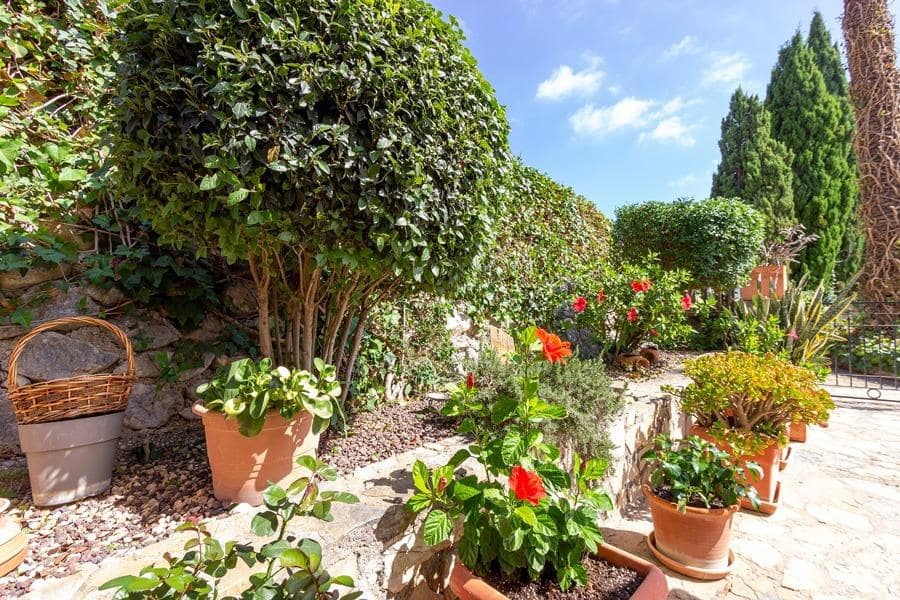 Chalet de 4 habitaciones en Finestrat en venta con piscina garaje - 435.000 € (Ref: 8806159)