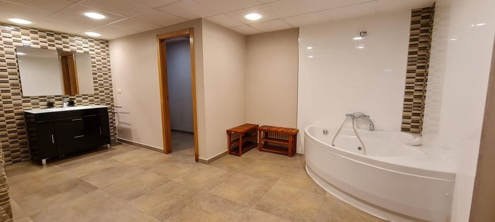 6 bedroom Villa for sale in Muchamiel / Mutxamel with pool garage - € 740,000 (Ref: 8999241)