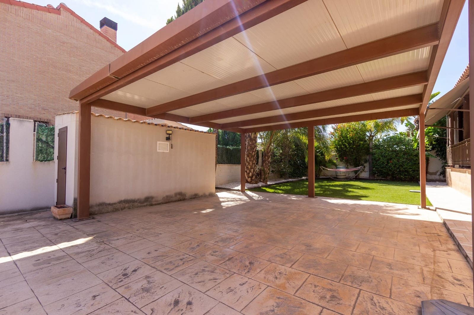 6 bedroom Villa for sale in Muchamiel / Mutxamel with pool garage - € 740,000 (Ref: 8999241)