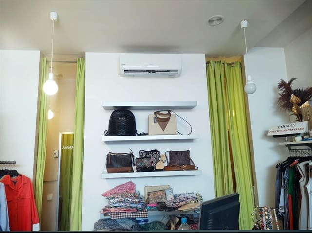 Kommersiell till salu i Playa de San Juan, Alicante stad - 128 500 € (Ref: 8999242)