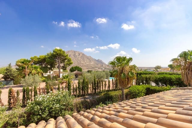 5 sovrum Villa till salu i Rebolledo, Alicante stad med pool garage - 725 000 € (Ref: 8999244)