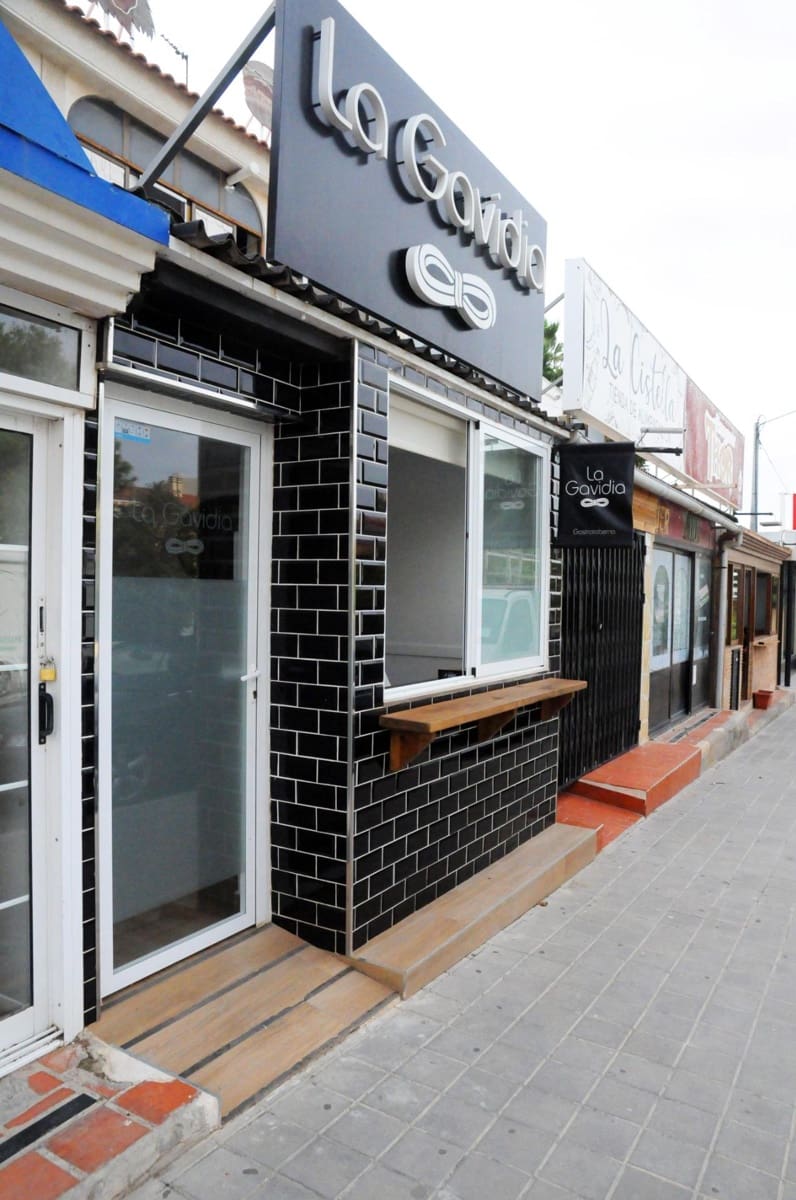 Erhverv til salg i Playa de San Juan - € 129.900 (Ref: 8999247)