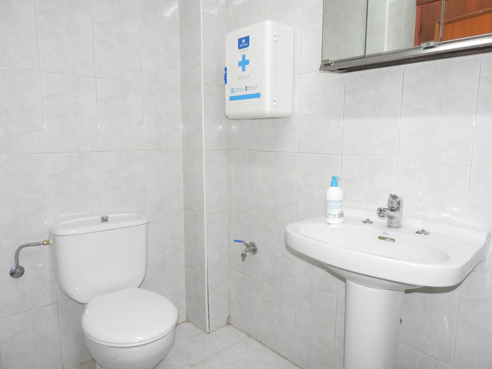 Commercieel te koop in Alicante stad - € 179.900 (Ref: 8999255)