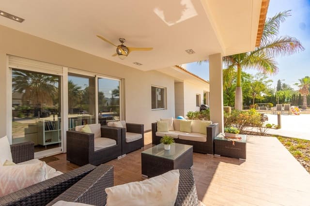 5 sovrum Villa till salu i Rebolledo, Alicante stad med pool garage - 725 000 € (Ref: 8999256)