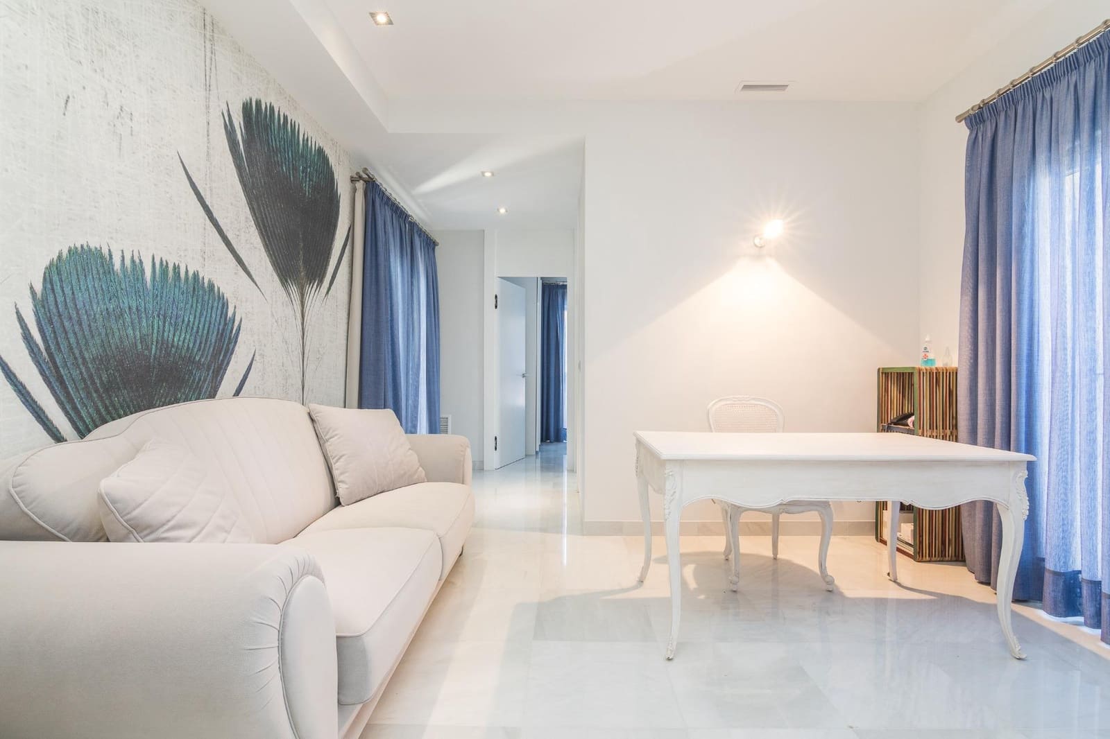 4 soveværelse Villa til salg i Arenales del Sol med swimmingpool garage - € 1.700.000 (Ref: 9017309)