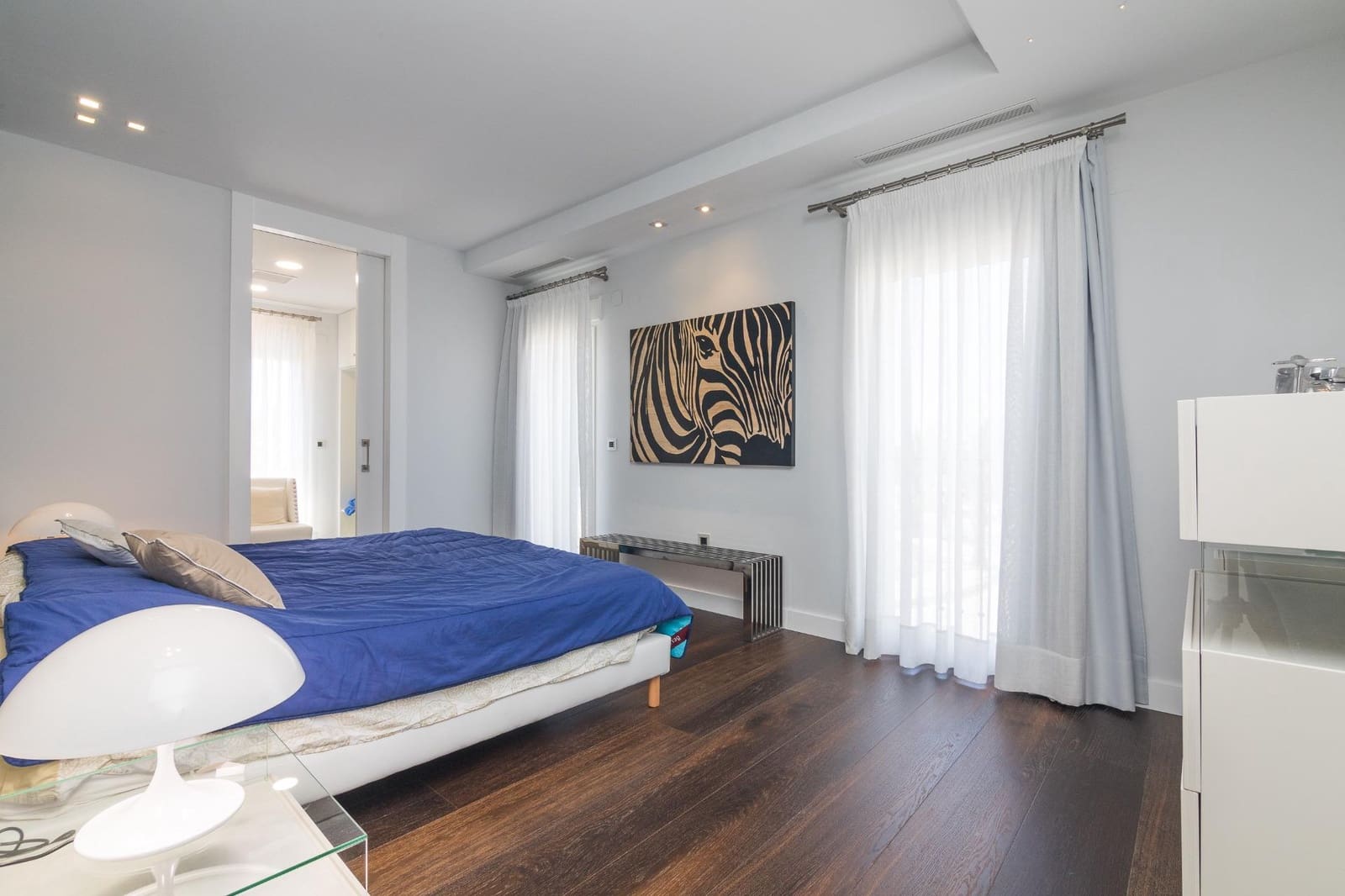 4 soveværelse Villa til salg i Arenales del Sol med swimmingpool garage - € 1.700.000 (Ref: 9017309)