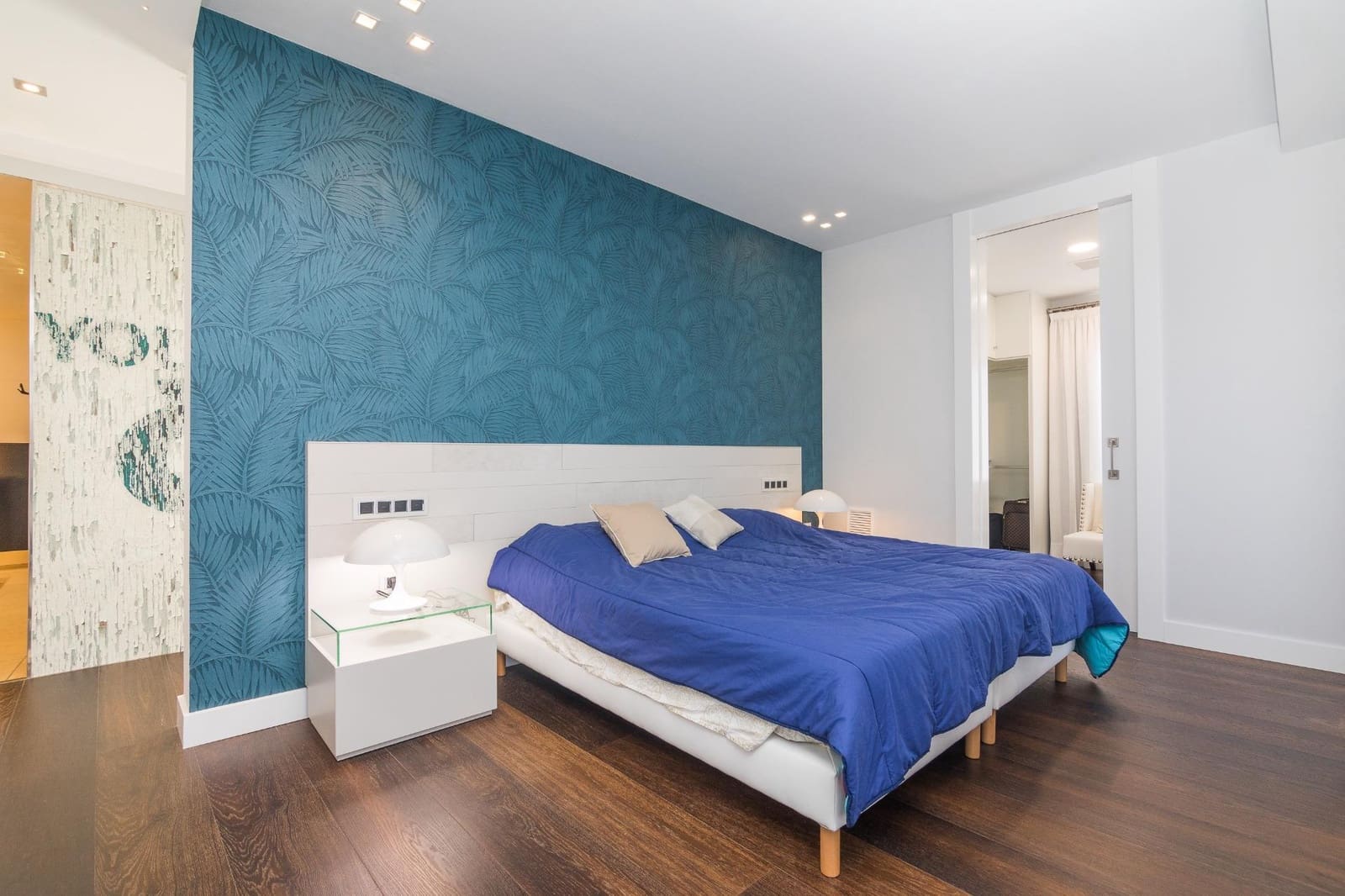 4 soveværelse Villa til salg i Arenales del Sol med swimmingpool garage - € 1.700.000 (Ref: 9017309)