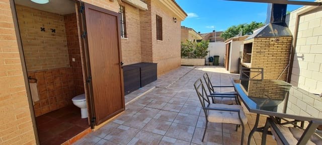 Chalet de 6 habitaciones en Muchamiel / Mutxamel en venta con piscina garaje - 740.000 € (Ref: 9232792)