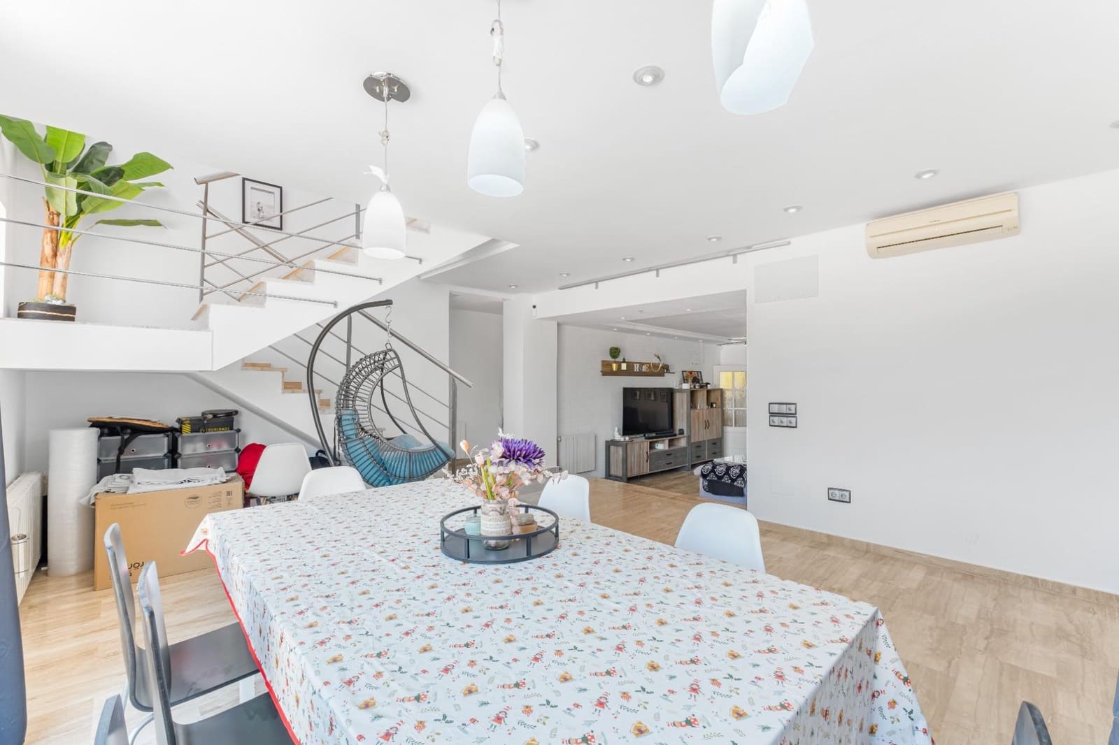 5 chambre Villa/Maison à vendre à Moralet - 350 000 € (Ref: 9282387)