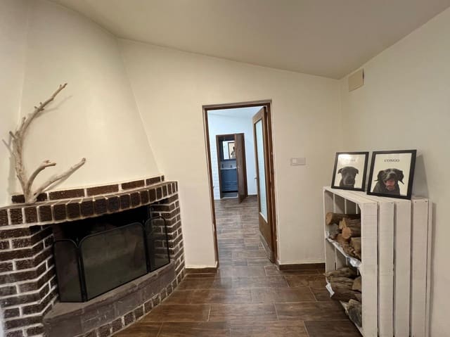 3 soveværelse Finca/Landehus til salg i Elda - € 170.000 (Ref: 9379263)