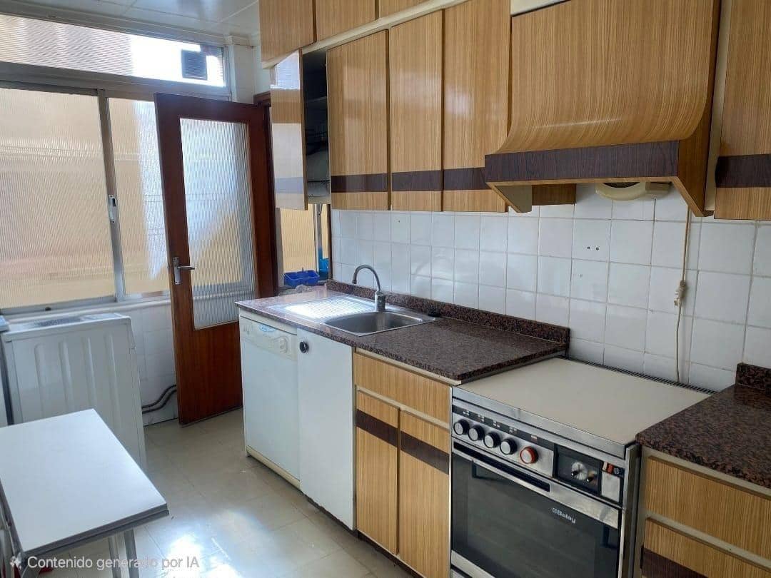 4 soverom Leilighet til salgs i Elda med garasje - € 105 000 (Ref: 9396237)