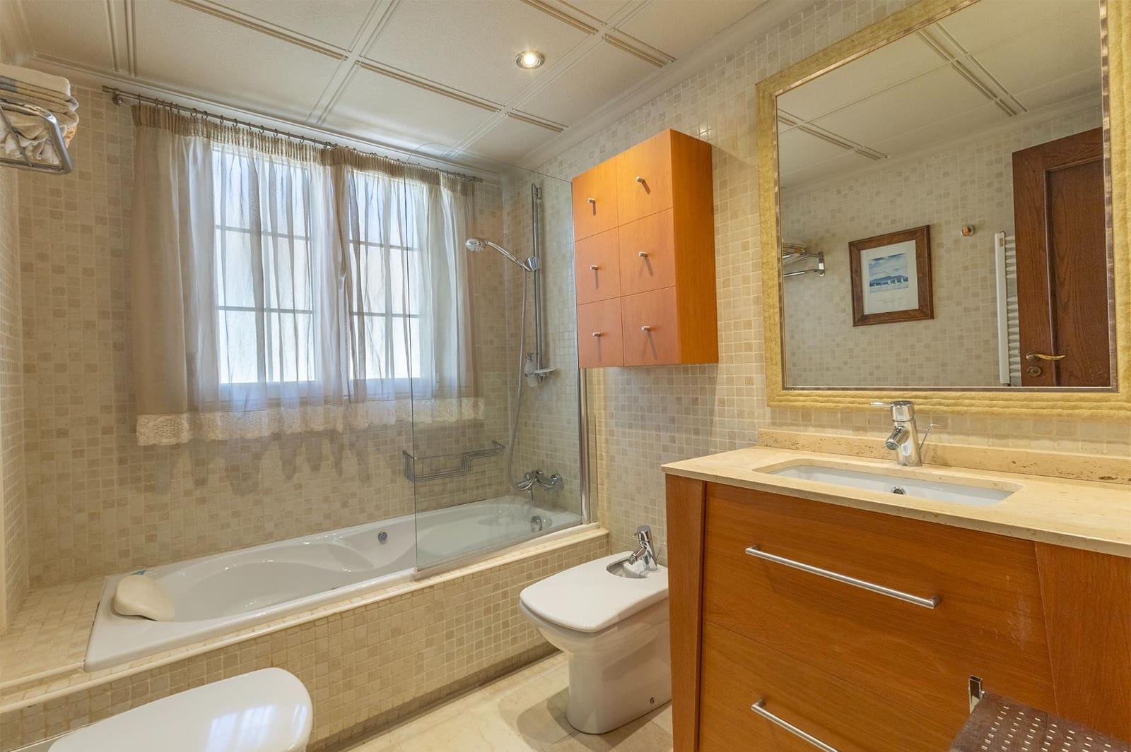 4 sypialnia Willa na sprzedaż w Petrel / Petrer z basenem - 430 000 € (Ref: 9403294)